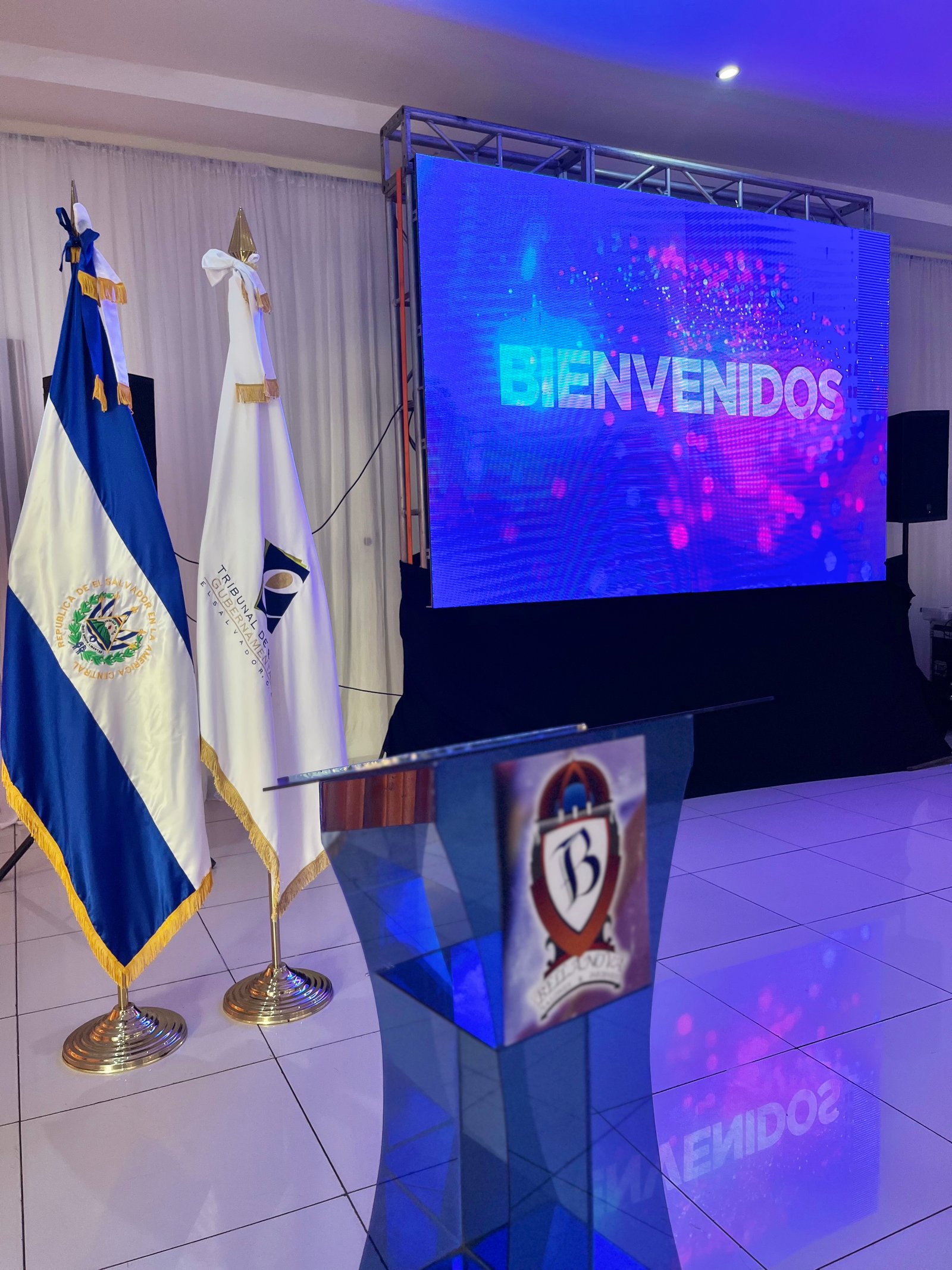 Corporativo